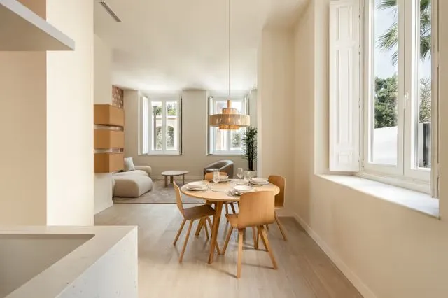 corporate-housing-malaga-vino-dining-area-vino-dsc04383-640